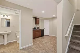 159 Stone Ridge Way, Berea, OH 44017 - Photo 35