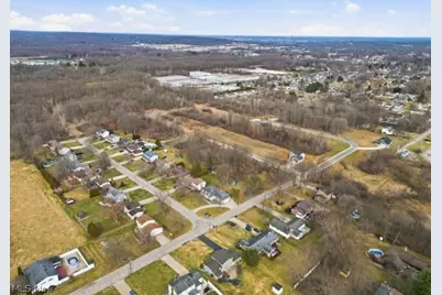 911 Dogwood Drive, Hubbard, OH 44425 - Photo 45