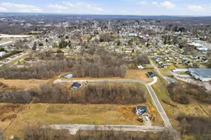 911 Dogwood Dr, Hubbard, OH 44425 - Photo 43