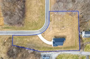 911 Dogwood Dr, Hubbard, OH 44425 - Photo 33
