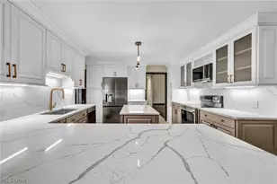 2 Salem Ct, Beachwood, OH 44122 - Photo 7