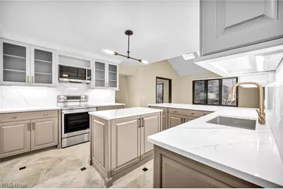 2 Salem Court, Beachwood, OH 44122 - Photo 15