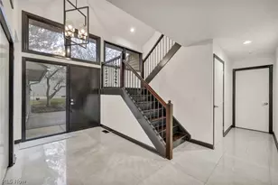 2 Salem Ct, Beachwood, OH 44122 - Photo 3