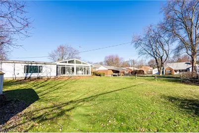 1718 Fernwood Boulevard, Alliance, OH 44601 - Photo 3