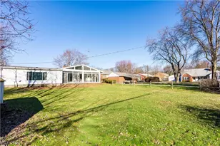 1718 Fernwood Blvd, Alliance, OH 44601 - Photo 3