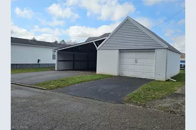 701 E McConnel Avenue, McConnelsville, OH 43756 - Photo 5