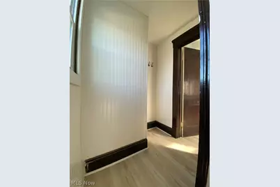 18627 Abby Avenue, Euclid, OH 44119 - Photo 17