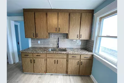 18627 Abby Avenue, Euclid, OH 44119 - Photo 23