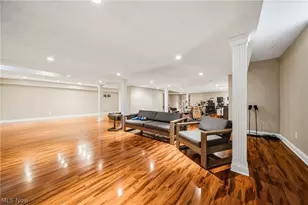 7370 Stockwood Dr, Solon, OH 44139 - Photo 39