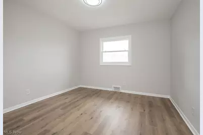 5301 Mardale Avenue, Huber Heights, OH 44146 - Photo 19