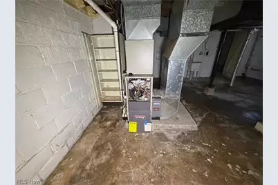 2012 Fairmont Avenue, Steubenville, OH 43952 - Photo 31