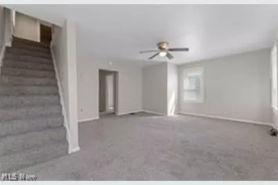 223 E Maple Street E, Hartville, OH 44632 - Photo 19