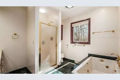 1200 East Drive, Zanesville, OH 43701 - Photo 35