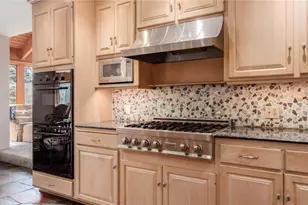 1200 East Dr, Zanesville, OH 43701 - Photo 17