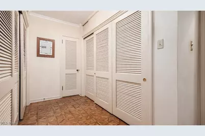 1200 East Drive, Zanesville, OH 43701 - Photo 33