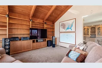 1200 East Drive, Zanesville, OH 43701 - Photo 27