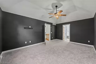 107 Keswick Ct, Amherst, OH 44001 - Photo 13