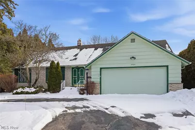 4520 University Parkway, University Heights, OH 44118 - Photo 1