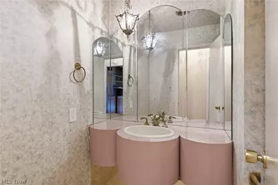 4520 University Parkway, University Heights, OH 44118 - Photo 11