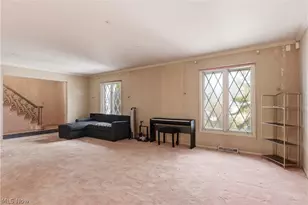 4520 University Pkwy, University Heights, OH 44118 - Photo 3