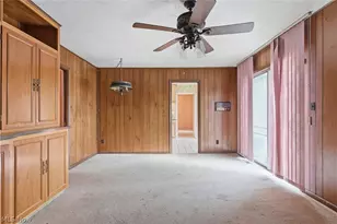 4520 University Pkwy, University Heights, OH 44118 - Photo 9