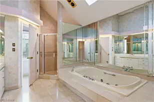 4520 University Pkwy, University Heights, OH 44118 - Photo 15