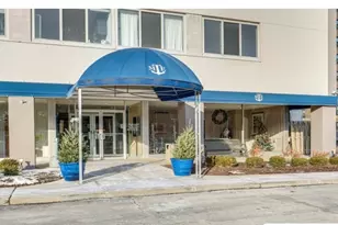 12520 Edgewater Dr, Oakwood, OH 44107 - Photo 1