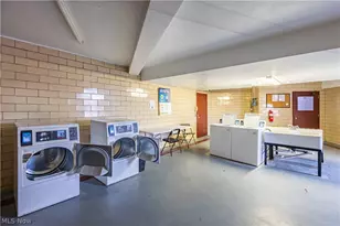 13800 Fairhill Rd, Huber Heights, OH 44120 - Photo 27