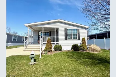 362 Pin Oak Circle, Elyria, OH 44035 - Photo 1