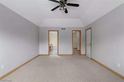 4469 Shelly Drive, Green Hills, OH 44131 - Photo 17