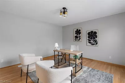 4469 Shelly Drive, Green Hills, OH 44131 - Photo 13