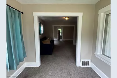 848 Cameron Avenue, Youngstown, OH 44502 - Photo 5
