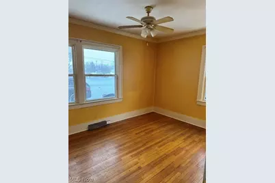 7285 Center Street, Mentor, OH 44060 - Photo 13