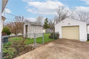 2120 Blenheim Ave, Alliance, OH 44601 - Photo 3