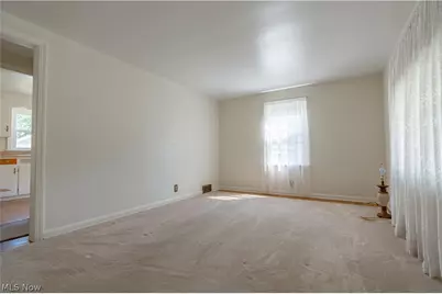 2120 Blenheim Avenue, Alliance, OH 44601 - Photo 13