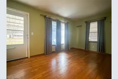 3824 Valacamp Avenue SE, Warren, OH 44484 - Photo 3