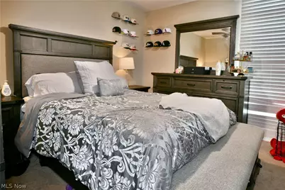 3040 N River Road NE #H20, Warren, OH 44483 - Photo 9