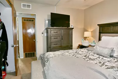 3040 N River Road NE #H20, Warren, OH 44483 - Photo 13