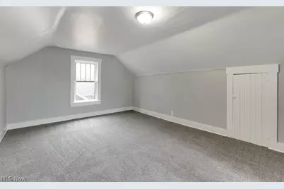 1007 Delia Avenue, Akron, OH 44320 - Photo 13