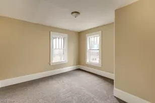 1007 Delia Ave, Akron, OH 44320 - Photo 9