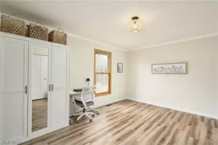 1061 Jonathan Ave, Akron, OH 44333 - Photo 25