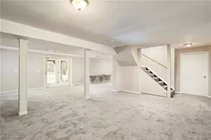 1061 Jonathan Ave, Akron, OH 44333 - Photo 27