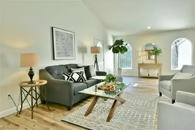 6152 Southern Hills Court, Canfield, OH 44406 - Photo 9