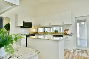 6152 Southern Hills Ct, Canfield, OH 44406 - Photo 19