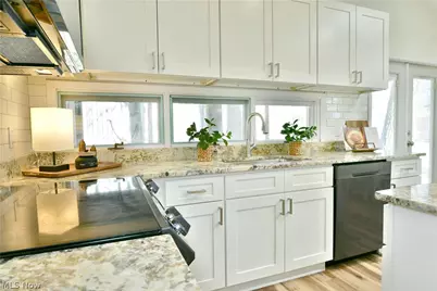 6152 Southern Hills Court, Canfield, OH 44406 - Photo 17