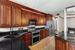 4319 Shore Dr, Lorain, OH 44053 - Photo 21