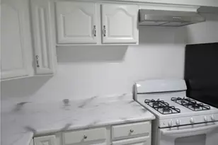 1811 E 298th St, Wickliffe, OH 44092 - Photo 9