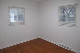 1811 E 298th St, Wickliffe, OH 44092 - Photo 19