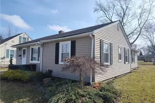 2124 E 40th St, Ashtabula, OH 44004 - Photo 9