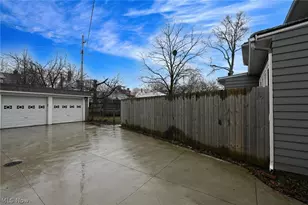 2927 Huntington Rd, Huber Heights, OH 44120 - Photo 29